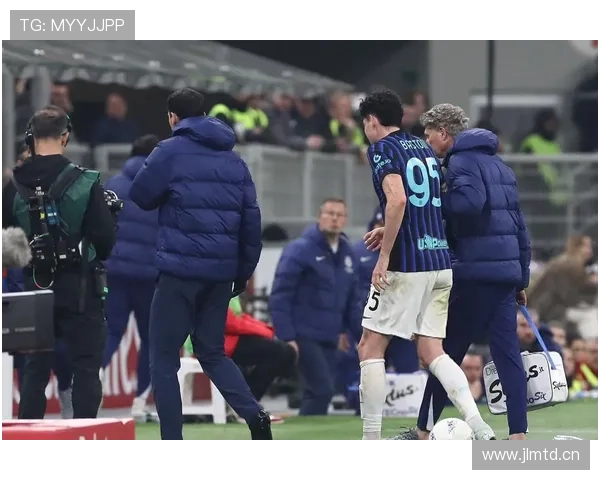 AC米兰防守体系问题显现，赛季走势对争冠形势产生制约