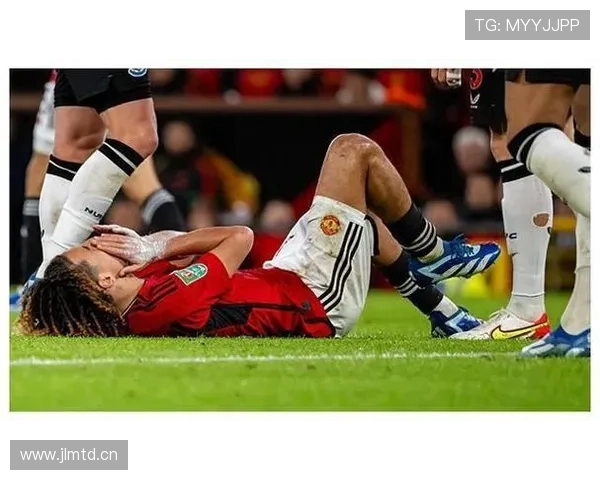 曼联复兴困局:滕哈格战术体系失灵,红魔为何始终难回巅峰? 曼联复兴困局:滕哈格战术体系失灵,红魔为何始终难回巅峰?